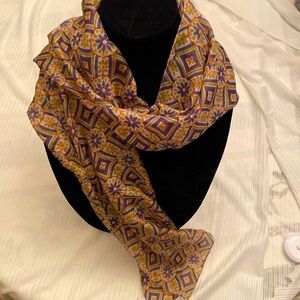 Lovely silk neck scarf Vintage from England